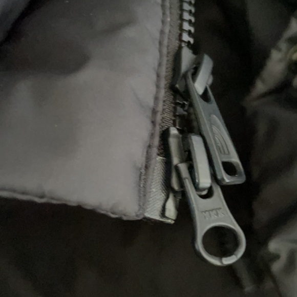 COPY - The Northface down jacket - Picture 5 of 10